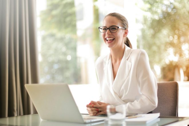 Dermatóloga Online Empleo